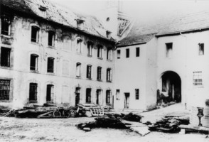 La caserne Langlois vers 1945-1950 (élévations sur cour).