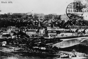 Panorama de la ville et de la citadelle en 1870.