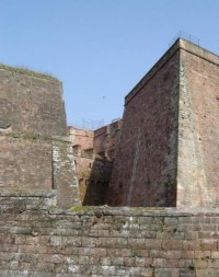 Détail des fortifications de la citadelle de Bitche, chef-d'œuvre de l'architecture militaire.