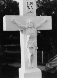 Le croisillon de la croix (photographie du service régional de l'inventaire de Lorraine).