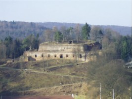 Le fort Saint-Sébastien est construit vers 1850 pour compléter le système défensif de la place de Bitche.