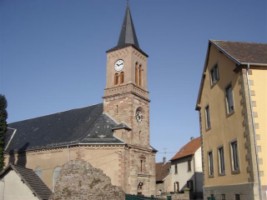 Vue extérieure de l'église Saint-Maurice de Lemberg.