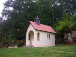 Une chapelle est érigée en 1954 et dédiée à saint Wendelin. Elle commémore le cententaire de l'épidémie de choléra qui a frappé le village cent ans auparavant.