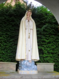 Notre-Dame de Fatima veille, depuis les hauteurs du Wasenberg, sur tout le Bitscherland.