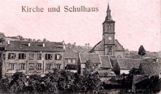 L'école communale et l'église au début du XXe siècle.