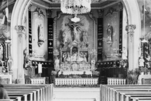 Le chœur de l'église d'Epping avant 1939.