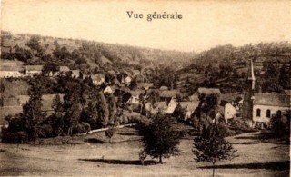 Vue générale du village de Hottviller au début du XXe siècle.