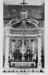 Le maître-autel avant 1918.