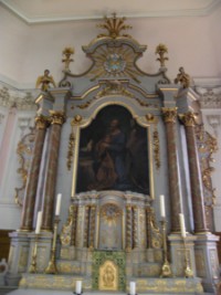 Le maître-autel remarquable de l'église paroissiale Saint-Pierre date de 1739 et est réalisé par le sculpteur Johann Martersteck.